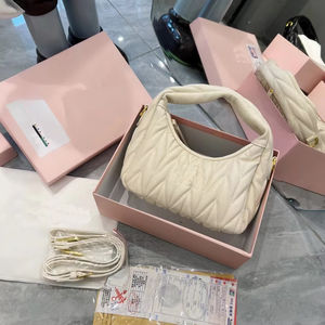 Sacs fourre-tout de créateur en gros pour femmes, sac croissant plissé à motif nuage, sac à bandoulière élégant en cuir - Product Image 2