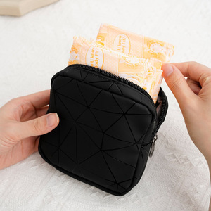 Bolsa de Almacenamiento para Toallas Sanitarias con Diseño Geométrico, Impermeable, Mini Organizador de Toallas para Mujeres y Niñas, Ideal para Viajes, Gran Venta 2026 - Product Image 3