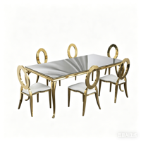 Table de salle à manger extérieure moderne, structure en acier inoxydable doré, plateau en verre trempé, mobilier de banquet pour mariages et événements hôteliers