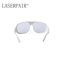 Lunettes de sécurité laser fractionnel CO2 approuvées CE EN207, monture intégrale, non revêtues, transmission de 75 %, 10600 nm, couleur blanche