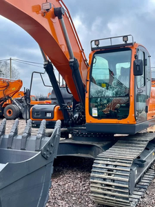 Excavatrice sur chenilles de taille moyenne DEVELON DX220LC-7M, hydraulique, à économie d'énergie, pour travaux de construction lourds - Product Image 3