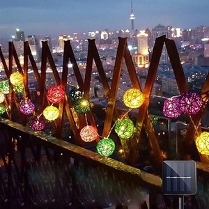 Guirlande Solaire Extérieure Blanc Chaud 8 Modes 7m 50 LED Étanche pour Porche, Gazebo, Clôture, Lampe Fée en Forme de Boule de Rotin Tressée - Product Image 5