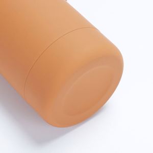 Yys856 Vente en gros de bouteilles d'eau en acier inoxydable à double paroi isolées, 500 ml, avec logo personnalisé - Product Image 6