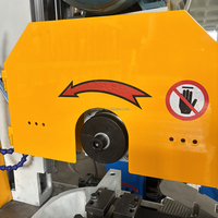 Machine de découpe de tuyaux semi-automatique avec opération simple et sans bavures Angles multiples pour tuyaux métalliques