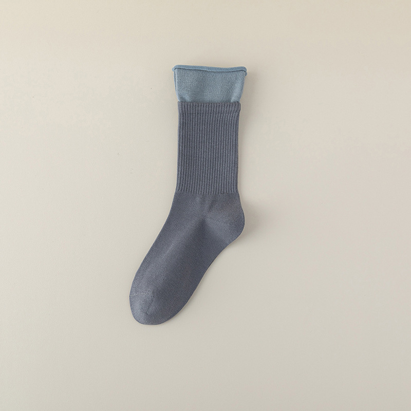 Gris foncé