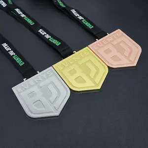 Ide produk baru 2024 3D Spot grosir medali murah Custom Gold Honor souvenir penghargaan olahraga medali kustom