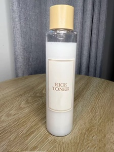 Le tonique de riz Imfrorm le plus vendu avec du riz et de l'acide hyaluronique, qui nourrit la peau et éclaircit le teint - Product Image 4