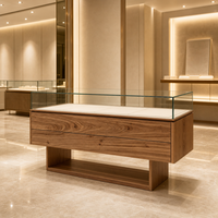 Vitrine de présentation de bijoux en bois avec éclairage LED |   Vitrine à bijoux avec dessus en verre et tiroirs de rangement pour les bijouteries haut de gamme