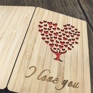 Carte gravée arbre cœur en bois de bambou Love You From Kids cadeau de fête des mères personnalisé fait à la main pour maman femme grand-mère grand-mère - Product Image 5