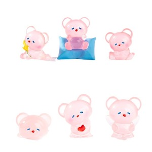 Cute Cartoon Resin Bear Figurine Sweet Bear <b>Miniature</b> Desktop Decoration Animal Theme Cartoon Style - Product Image 1