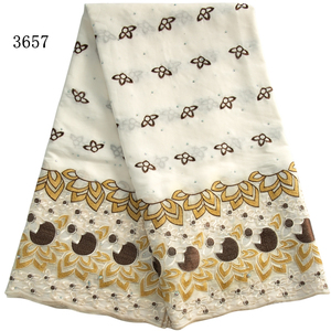 3657 africano tessuto di pizzo di <span class=keywords><strong>cotone</strong></span> 2024 alta qualità svizzero Voile nigeriano pietre di <span class=keywords><strong>cotone</strong></span> tessuto di pizzo per le donne <span class=keywords><strong>abiti</strong></span> <span class=keywords><strong>da</strong></span> <span class=keywords><strong>sposa</strong></span> - Product Image 1