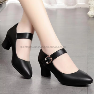 Chaussures plates de travail pour femmes modernes et confortables en cuir véritable avec semelle en caoutchouc souple, faciles à enfiler, pour le bureau - Product Image 1