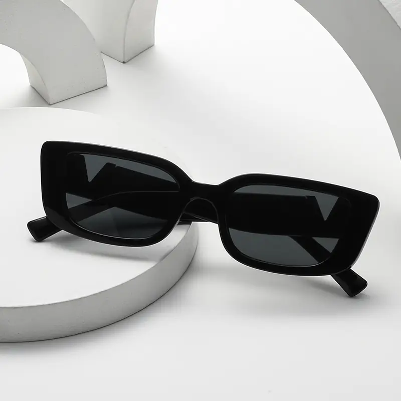 2023 LOGO privé personnalisé mode lunettes de soleil en gros UV400 nuances lunettes de soleil pour hommes et femmes
