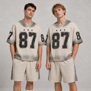 Camiseta Oversize de Algodón Pesado con Cuello V y Estampado Gráfico Estilo Vintage OEM, Ajuste Holgado, Streetwear, Logotipo Personalizado, Alta Calidad para Hombre - Product Image 3