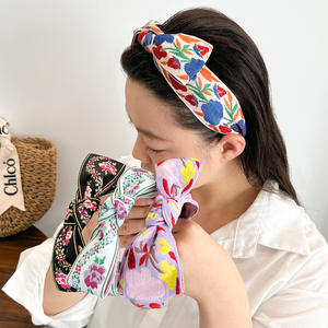 Diadema Plana de Estilo Étnico Bohemio, Diadema con Bordado de Flores Dulces y Modernas, Diademas Bohemias Retro con Nudos para Mujer - Product Image 4