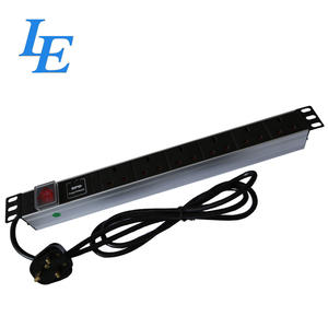 Unidad de Distribución de Energía (PDU) de Montaje en Rack Tipo UK OEM LE 1U para Montaje en Pared - Product Image 3