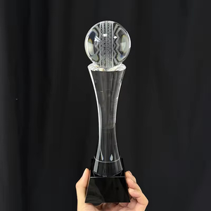 Trofeo Deportivo <span class=keywords><strong>de</strong></span> <span class=keywords><strong>Cristal</strong></span> Personalizado, Trofeo <span class=keywords><strong>de</strong></span> Bola <span class=keywords><strong>de</strong></span> Cricket con Impresión <span class=keywords><strong>de</strong></span> Logotipo y Grabado - Product Image 6