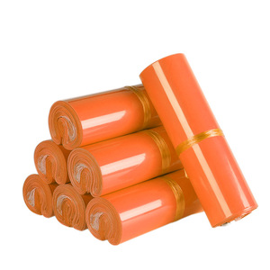 Bolsas de Envío Naranja Super Resistentes de 12 Milésimas de Pulgada de Grosor, Autosellables, de Polietileno, para Embalaje de Comercio Electrónico - Product Image 1