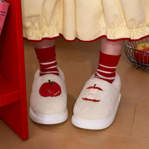 Pantuflas de Corazón para Niña con Suela de EVA y Forro de Felpa, las Más Vendidas al por Mayor, con Diseño Envolvente y Populares - Product Image 3