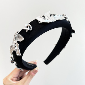 Nouveaux bijoux Corée du Sud Sweet Cool Metal Petal Hair Hoop Bandeaux pour femmes - Product Image 4