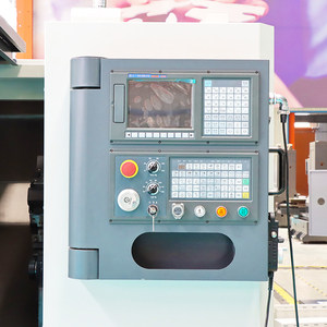 China GSK Control System TCK50A CNC Base inclinada <span class=keywords><strong>Torno</strong></span> horizontal <span class=keywords><strong>Haas</strong></span> <span class=keywords><strong>Torno</strong></span> CNC personalizable - Product Image 2