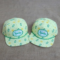 Casquettes Snapback à 5 Panneaux à Bord Plat avec Impression Numérique Tendance, Logo Personnalisé en Patch Tissé, pour le Sport, les Activités de Plein Air, les Voyages et les Fêtes, pour Femmes