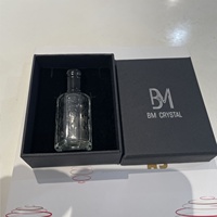 Boîte cadeau personnalisée blanche et noire de luxe en gros avec logo pour flacon de parfum Attar Arabian Oud Oil