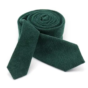 moderno gravatas Suppliers-Gravata de pescoço lisa de poliéster, cores sólidas, casual, moderna, personalizada, profunda, verde, masculina