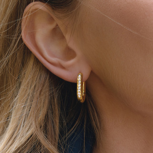 Pendientes Huggie Geométricos en Forma de U con Pedrería, Acero Inoxidable, Oro y Plata, Joyería para Uso Diario para Mujer - Product Image 2