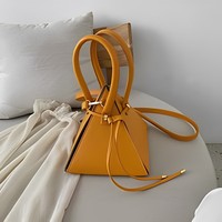 Mode einzigartiges Design Damen Cross body Umhängetaschen Geldbörse Dreieck geformte Handtaschen benutzer definierte neuen Stil koreanische Einkaufstasche