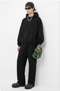 Pantalones Deportivos Personalizados con Logotipo Bordado, Forro Polar, 85% Algodón, 15% Poliéster, con Cordón Ajustable, Pierna Recta y Bolsillos, Venta al Por Mayor - Product Image 3