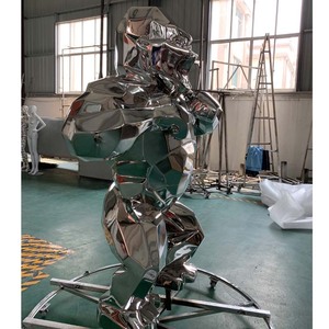 Toptan özel reçine el sanatları dev Gorilla heykeli elektrolizle heykel - Product Image 1