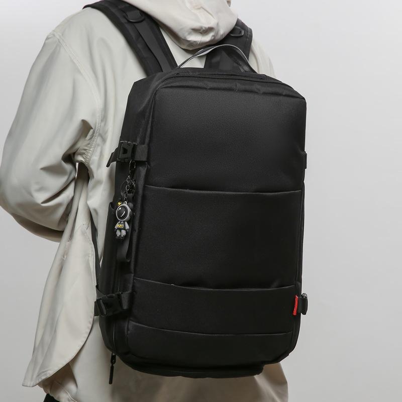 Bolso individual negro + llavero astronauta