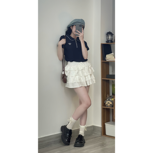 Camiseta de Mujer Fabricada en Vietnam, Precio de Fábrica, 65% Algodón/35% Poliéster, Ecológica, Transpirable, Corte Ajustado, Cuello en V, con Botones - Product Image 2