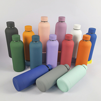 Bouteille d'eau isotherme sous vide en acier inoxydable à double paroi de 500 ml, personnalisable, avec revêtement en caoutchouc, idéale pour le sport – Produit populaire et très demandé