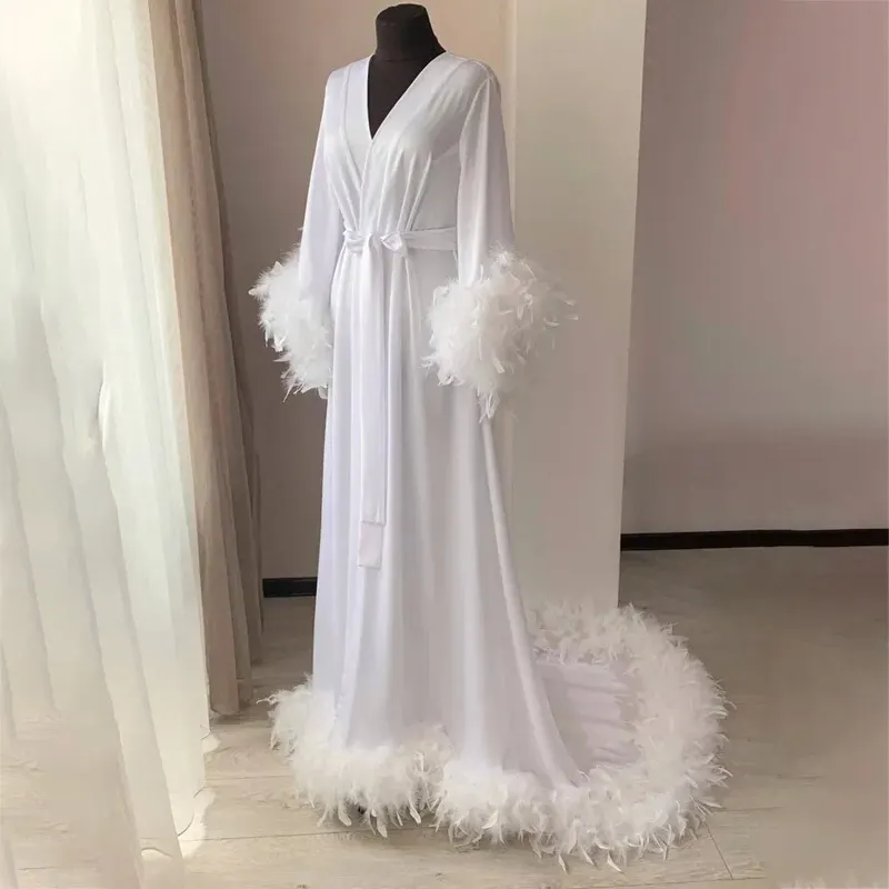 Prodotti popolari 2024 con finiture in piuma abito da sposa di lusso con piume abito da sposa con piume