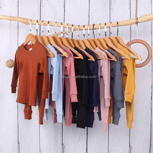 Conjuntos de ropa de bebé personalizados de manga larga de tela de algodón roscado de fibra de bambú de alta calidad para niños pequeños - Product Image 1