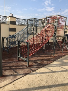 Equipo comercial de entretenimiento de madera al aire libre para niños para parques infantiles y entretenimiento en parques - Product Image 4