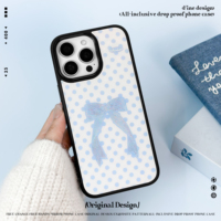 Coque de téléphone magnétique pour iPhone 17/17 Pro/17 Pro Max/16/16 Pro/16 Pro Max avec dorure blanche, motif cheval coloré, bordure noire et doublure floquée