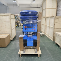 Machine à pulvériser de la mousse de polyuréthane pour l'isolation des murs, en stock