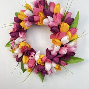 Guirnalda Artificial <span class=keywords><strong>de</strong></span> Tulipanes Rosados y Blancos <span class=keywords><strong>de</strong></span> 45 cm, con Hojas Verdes Densas, Decoración para Colgar en la Puerta <span class=keywords><strong>de</strong></span> Primavera, Reutilizable - Product Image 3