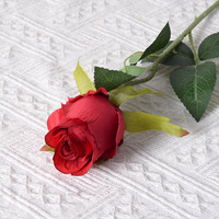 Rose artificielle pour décoration de mariage et de salon, fleurs en soie faites à la main, matériaux en gros de Chine