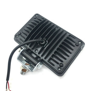 Lampe de travail à 12 LED 100W 5500K avec boîtier en aluminium pour la mise à niveau et l'assemblage des feux antibrouillard - Product Image 4