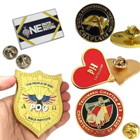 Pins en émail personnalisés sur mesure, badges métalliques de personnage de bande dessinée, vente en gros, pin's de revers de haute qualité pour cadeau de fan