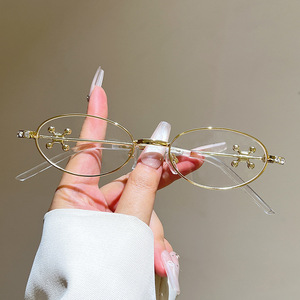 Óculos de Sol Unissex Oval com Diamantes UV400, Novo Estilo 2026, Armação Completa, para Viagem e Fotografia, Proteção UV, Lentes Transparentes para Uso Sem Maquiagem - Product Image 6