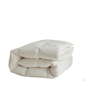 Couette d'hiver extra chaude et moelleuse <span class=keywords><strong>Grand</strong></span> White Goose pour lit Queen Size, garnissage hypoallergénique en plumes d'oie - Product Image 1