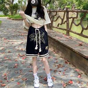 Pantaloncini Sportivi Larghi a Vita Alta in Corduroy Stampato Stile Americano Retrò Hip Hop per Ragazzi e Ragazze, Estivi, con Coulisse - Product Image 2
