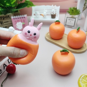Jouets créatifs et amusants pour enfants : lapin carotte rétractable, jouet à presser pour garçons, vente en gros - Product Image 3