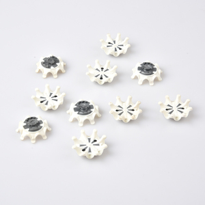 รองเท้ากอล์ฟสีดำพร้อมปุ่ม/ตะปูรองเท้าแบบเปลี่ยนง่าย - Product Image 4