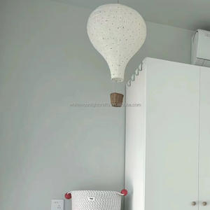 Lanterna in Tessuto a Forma di Mongolfiera |   Decorazione Artigianale da Appendere per Cameretta dei Bambini, Ornamento Pendente per Nursery e Camera da Letto - Product Image 4